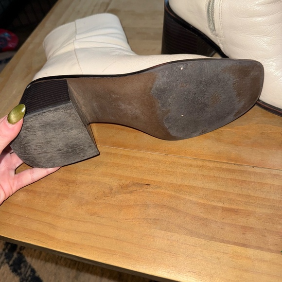 Sam Edelman Winnie Boots 'Ivory' - Picture 3 of 6